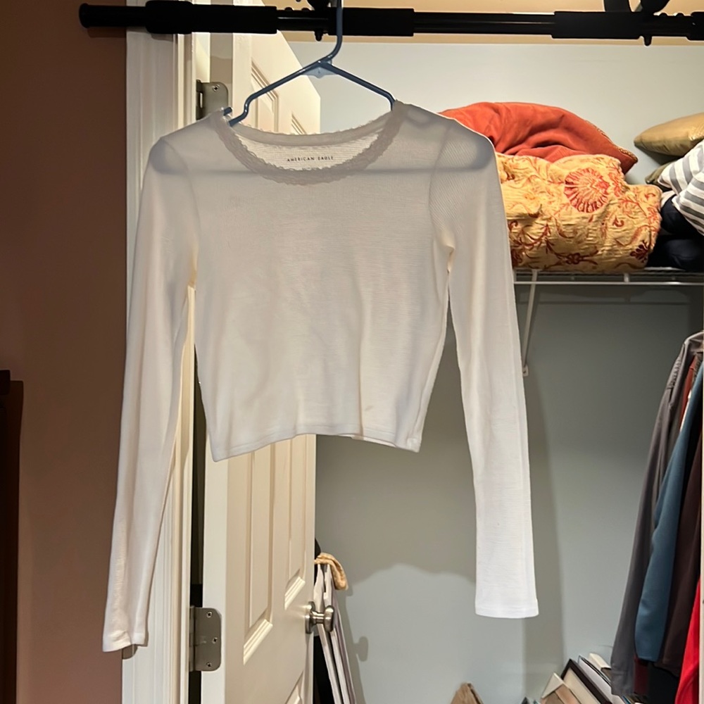 American eagle white long sleeve